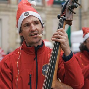 fanfare de noël, déambulation marché de noël, seine et marne