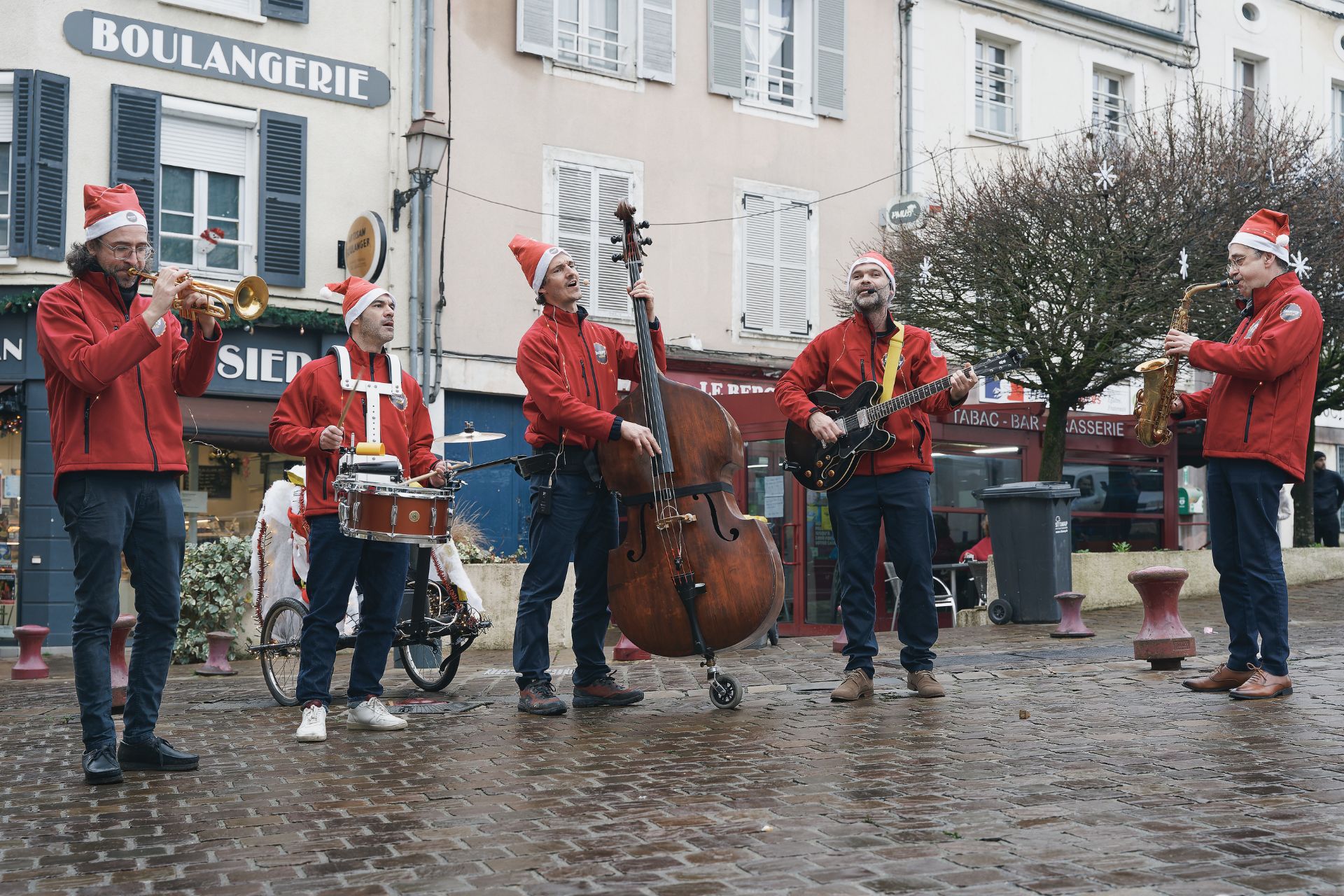 fanfare festive déamulation strolling seine et marne idf