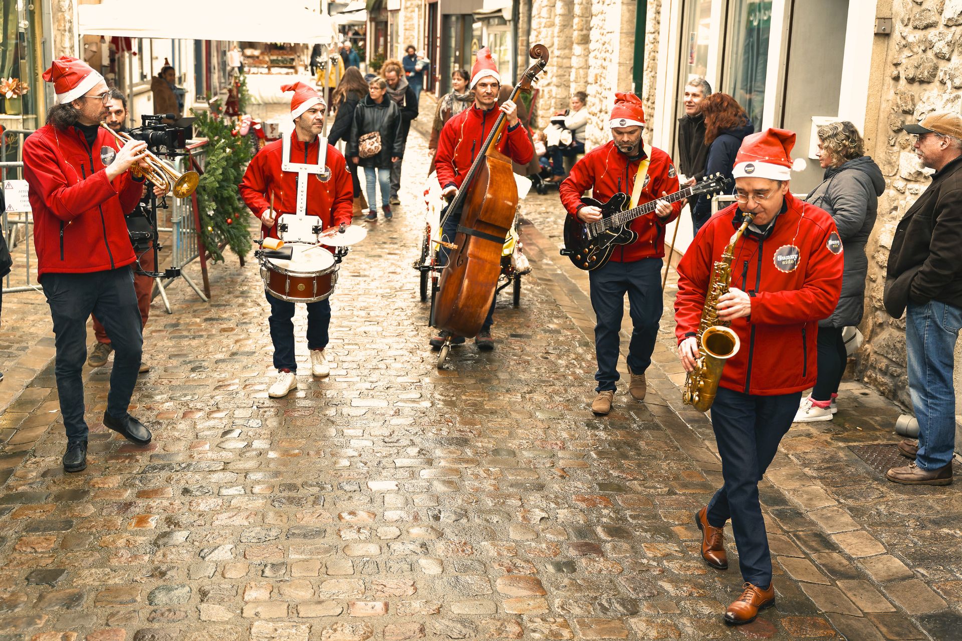 fanfare festive en déambulation seine et marne, loiret, yonne