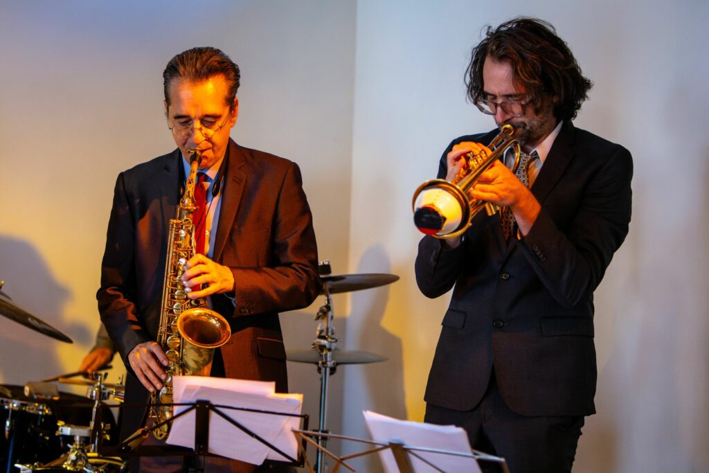 groupe de musique live, 2vénements corporate, cocktail entreprise
